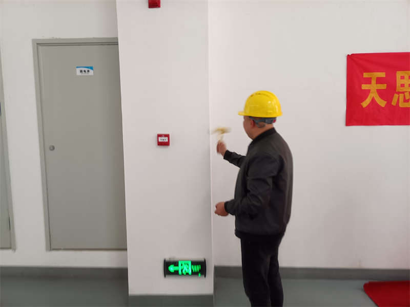 <a href=http://www.lianganren.com/gccf/ target=_blank class=infotextkey>合肥廠房裝修</a>