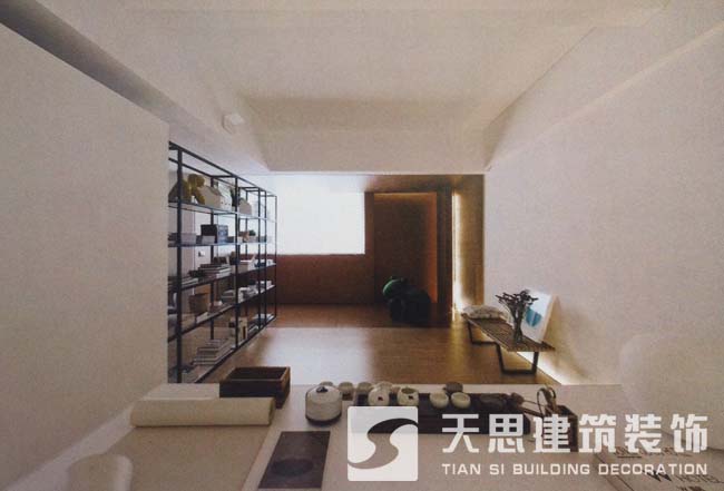 <a href=http://www.lianganren.com/ target=_blank class=infotextkey>合肥辦公室裝修</a>側(cè)面書架