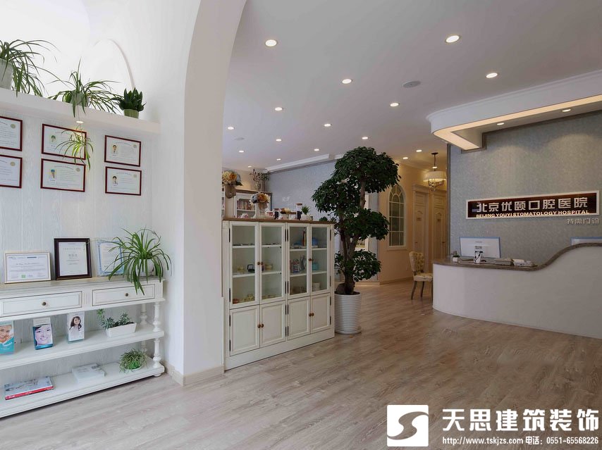 <a href=http://www.lianganren.com/yiyuananli/ target=_blank class=infotextkey>合肥醫院裝修</a>專注打造良好的就醫環境