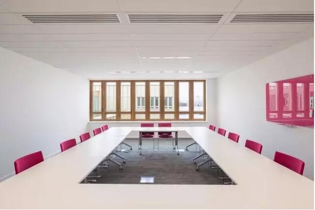 <a href=http://www.lianganren.com/bangonganli/ target=_blank class=infotextkey>合肥辦公室設計</a>